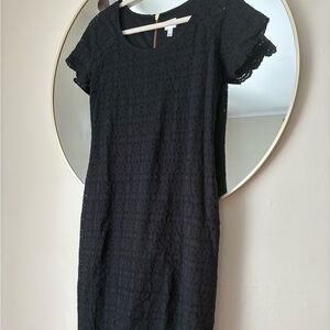 Dressbarn Classic Black lace dress
Tea length size 8